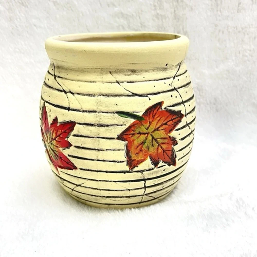 Heritage Pottery Vase Cream With Bright Orange‎ Leaves And Black Etching